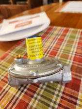 Maxitrol 325-3L-1/2 1/2" gas Line Regulator, Aluminum