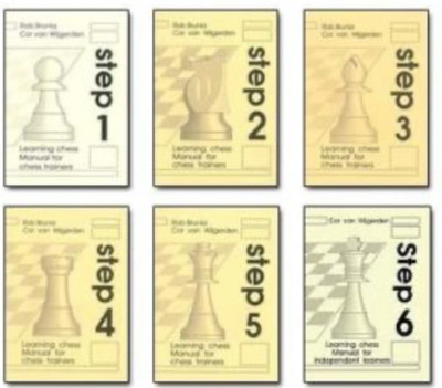 Learning Chess - Manual for trainers Step 1-6 - Paperback  Rob Brunia; Cor van