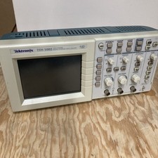 Tektronix TDS 1002 2ch Oscilloscope with TDS2CM Communication Extension Module