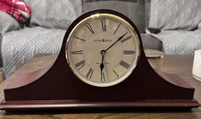 Howard Miller Westminster chime Mantel Clock. Req AA Batteries. Fully Functional