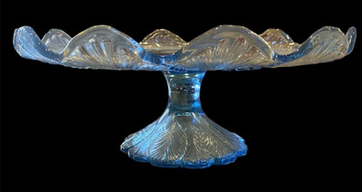 L.E. SMITH BLUE PLUME ROLLED SCALLOP EDGE PEDESTAL CAKE STAND 13 