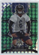2022 Panini Mosaic Rookies Green Mosaic Prizm Kyler Gordon #384 0zt4