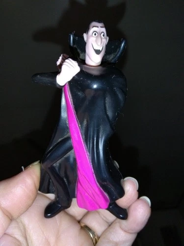 Hotel Transylvania 2 Dracula Figure 2015 McDonalds Toy Halloween Vampire Toy