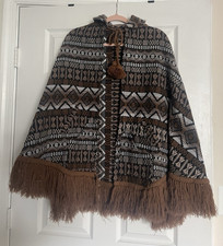Womens Geometric Hooded Fringe Poncho Tie Clo...