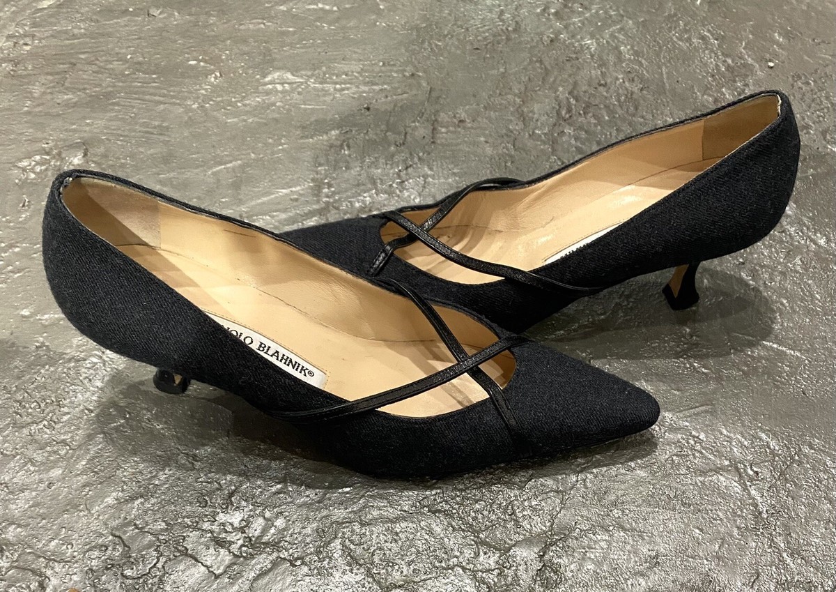 MANOLO BLAHNIK ブラック ハイヒール Manolo Blahnik Black Floral Embroidered Bow Mule Heels (IT