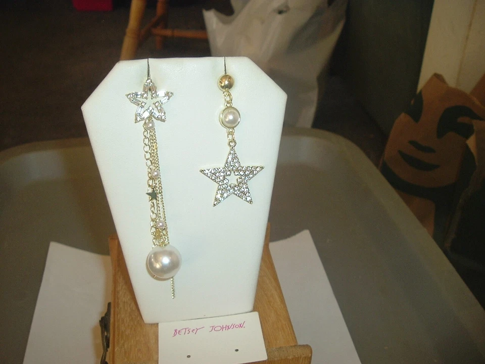 НЕСООТВЕТСТВУЮЩИЕ ЗВЕЗДЫ ЖЕМЧУГ ЗОЛОТЫЕ ЦЕПОЧКИ НЕБЕСНЫЕ серьги с пирсингом Betsey Johnson - Изображение 4 из 4