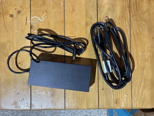 FOR PARTS, NETGEAR GS308EPP 8 Port Ethernet Switch - GS308EPP-100NAS - Afbeelding 2 van 3