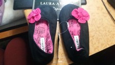 Cute Slippers Laura Ashley Girl's Sz 11-12 Slippers Pink  Black NWT -Brand New