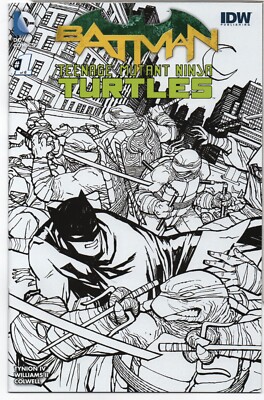 BATMAN/TEENAGE MUTANT NINJA TURTLES #1   MIDTOWN   CLIFF CHIANG B&W VARIANT 2016