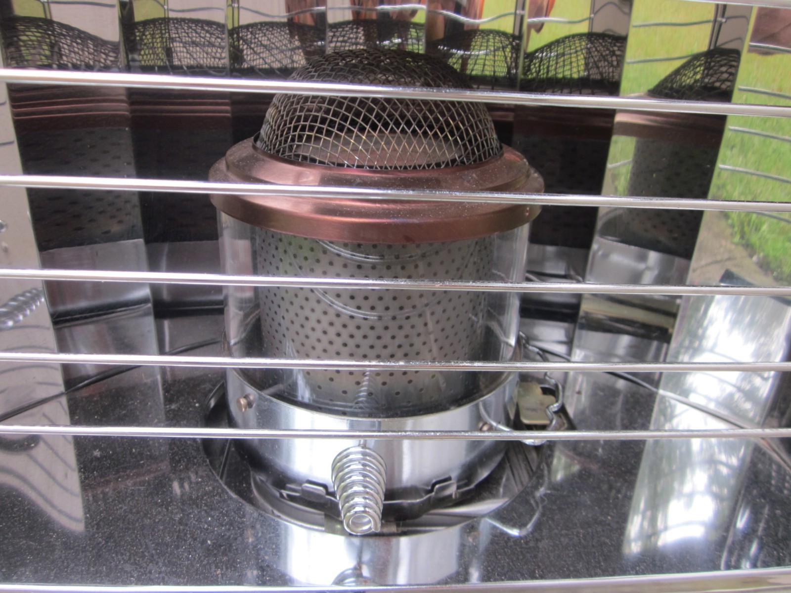 smaller rarer older Kero-Sun Radiant 8 kerosene heater 8,200 BTU - made in Japan