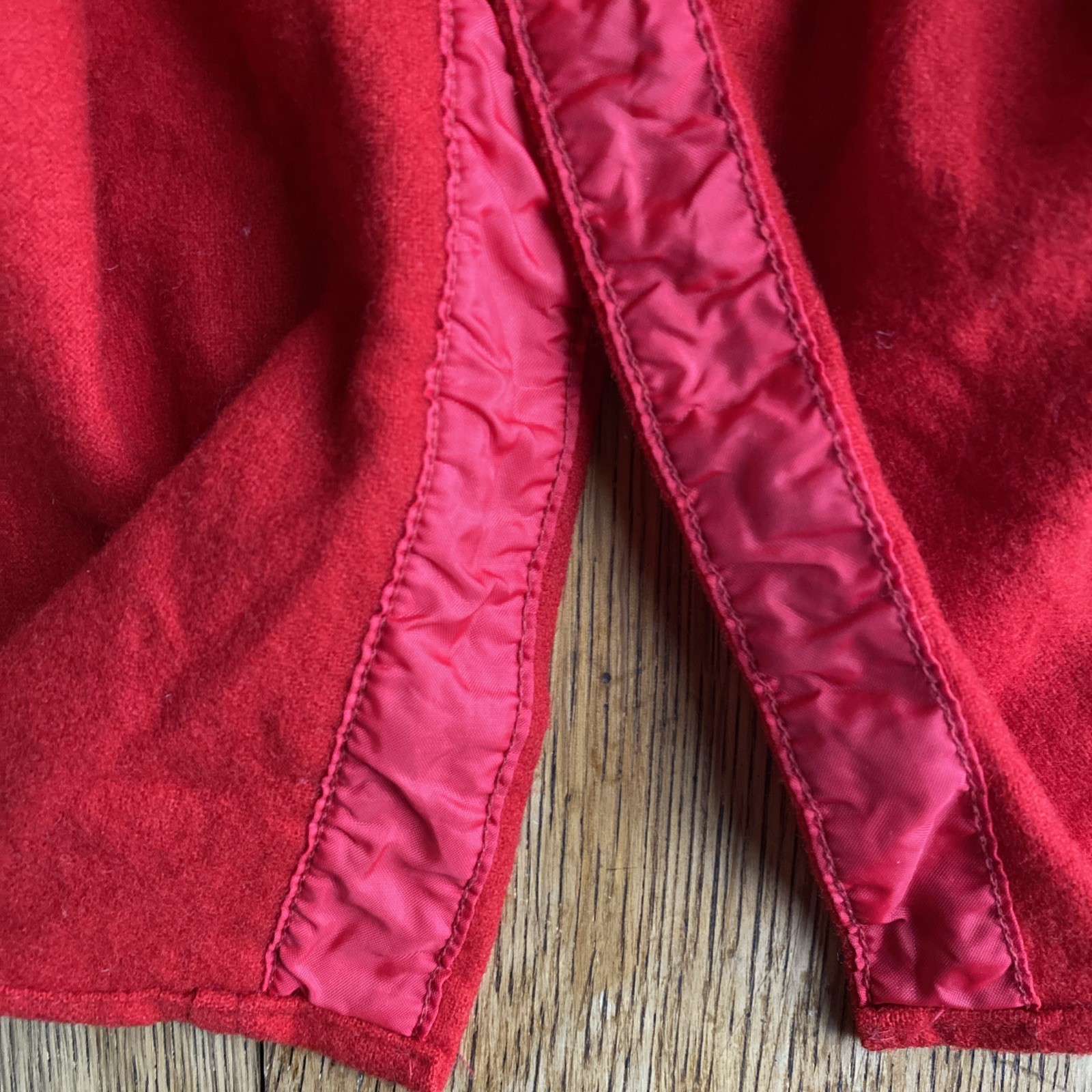 Vintage Wool Pendleton Medium Button Up Shirt - image 12