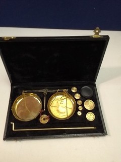Vintage Brass Balance Scale Velvet Box With Weights Jewelry Scales