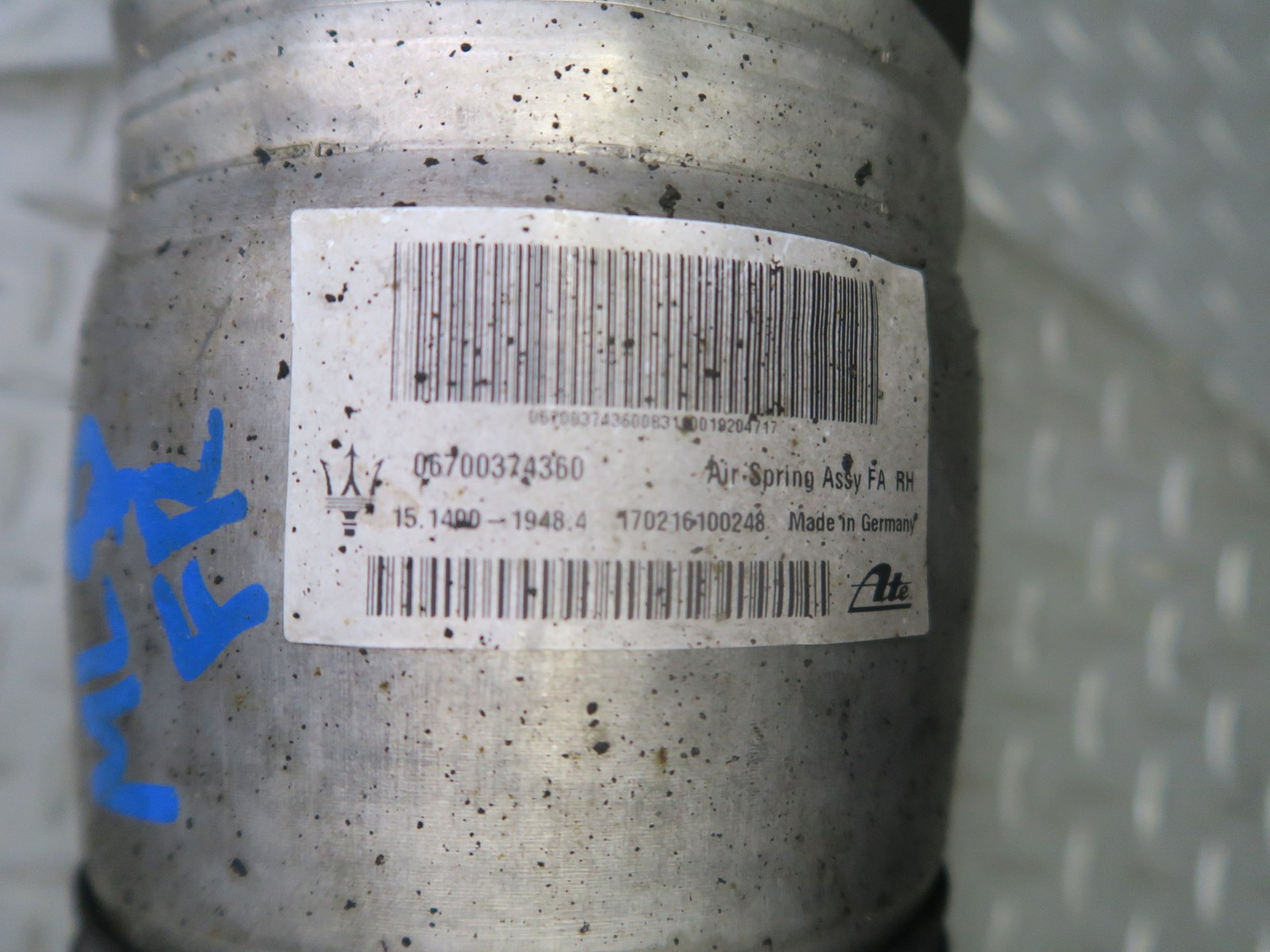 2017-2020 MASERATI LEVANTE M161 AWD FRONT RIGHT AIR STRUT SHOCK ABSORBER 94k
