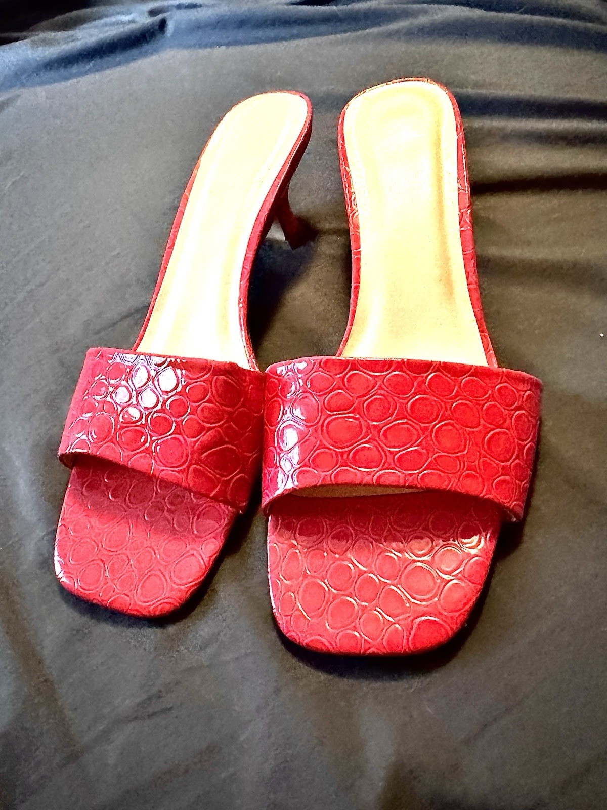 PINK Crocodile Pattern Embossed Mules For Women W… - image 3