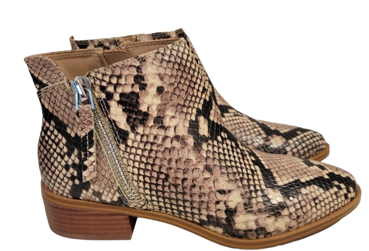 Aldo Ankle Boot Women's Size Snakeskin Beige Black Pointed Side