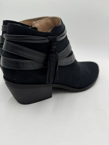 LifeStride Women's Paloma Ankle Booties Black Micro Suede Tassels Size 9.5M - Picture 3 of 11