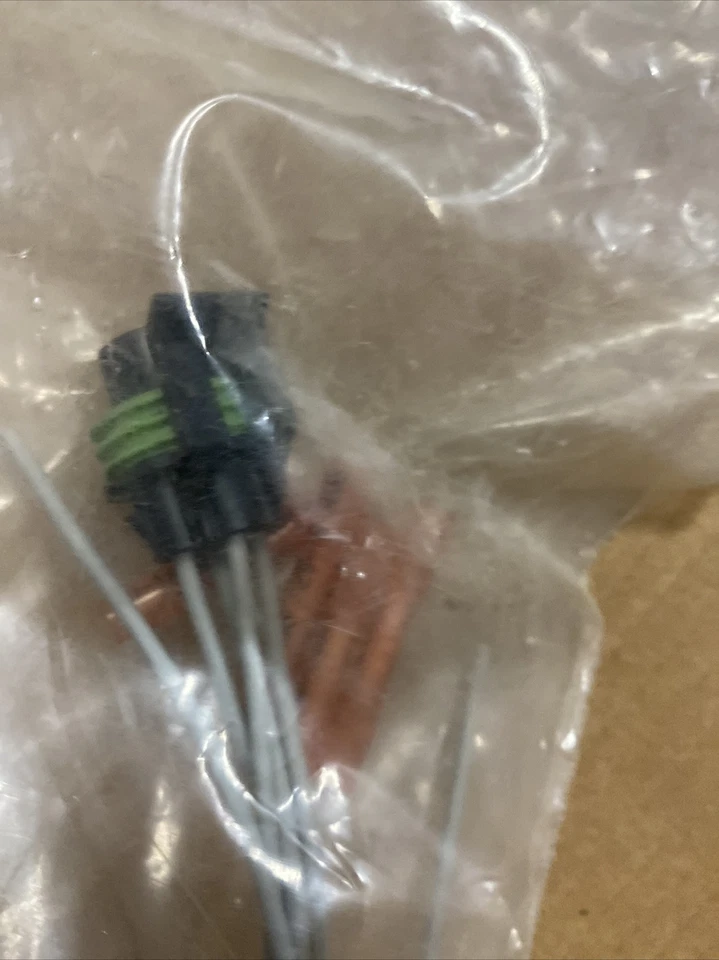 Oil Pressure Switch Connector ACDelco GM Original Equipment PT149 - Image 3 of 4