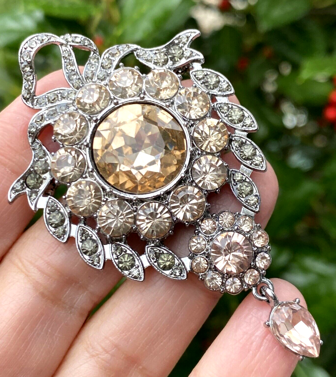 Simply Vera Wang HUGE Champagne Crystal Domed Bow Brooch Pendant Pear  Dangle 3