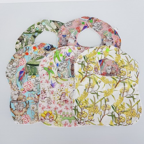 Baby Bibs May Gibbs Snuggle Pot Print Prints 5 x Pack 100% Cotton Handmade New - Bild 15 von 18