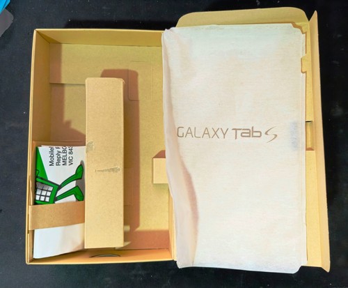 SAMSUNG Galaxy Tab S π± SM-T705Y 8.4 4G TABLET π± 16gb + Cases - Exc. Used Cond. - Picture 22 of 23