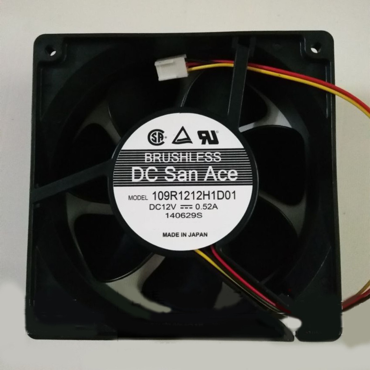 For SANYO 109R1212H1D01 12038 12V 0.52A Server Case Cooling fan  