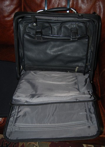 Samsonite Black Rolling Business Briefcase Carry On Laptop Travel Bag w/ Extras - Picture 7 of 8