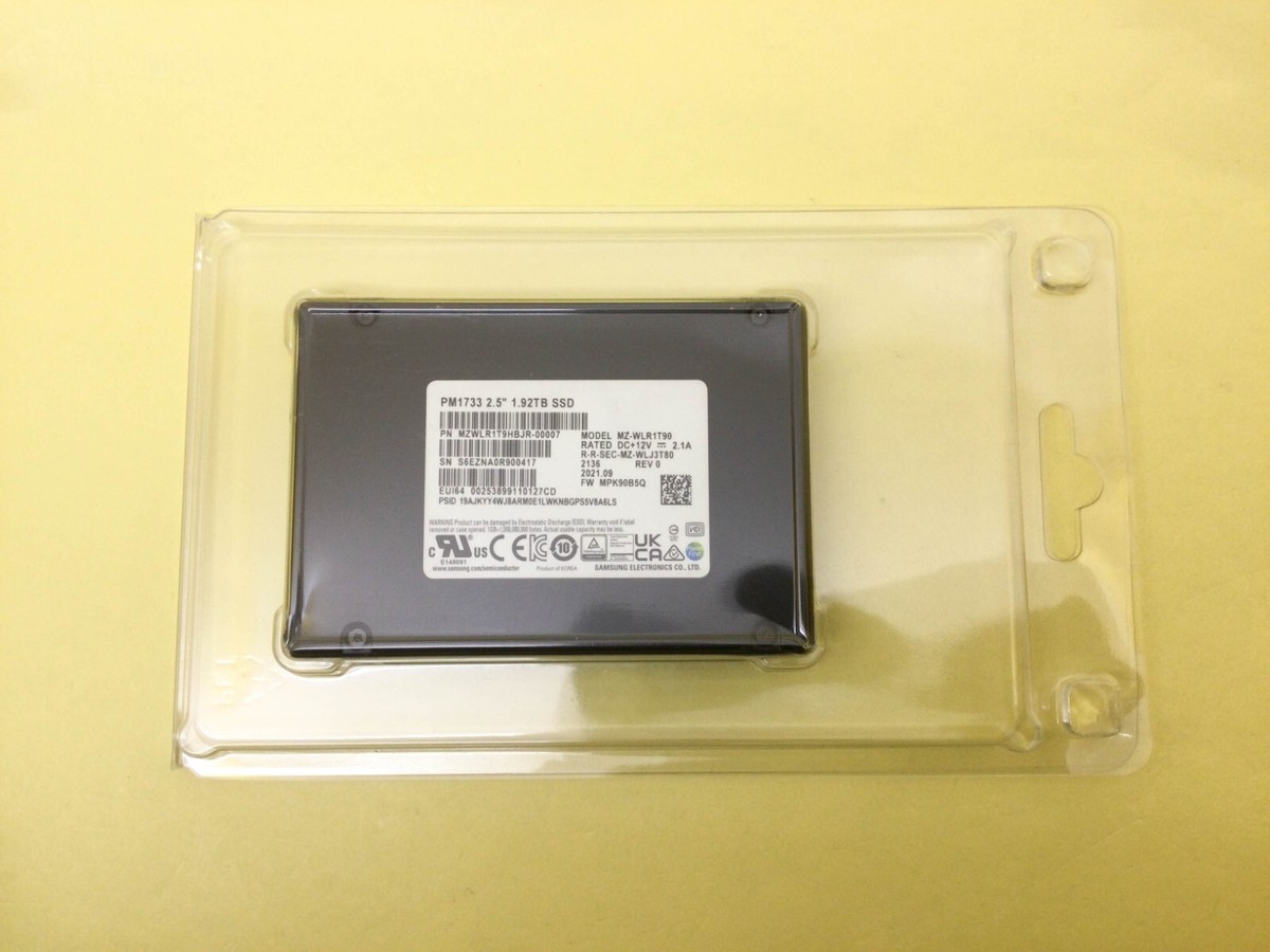 Samsung PM1733 1.92TB PCIe Gen4 X4 NVMe 2.5'' U.2 SSD MZ-WLR1T90