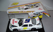  9 CHASE ELLIOTT "PHOENIX 2006 SNOWBALL DERBY " 2016 CHEVY CAMARO