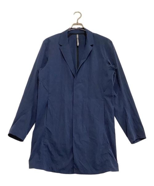 Doeln Coat - Elegant Overcoat for Men/Women, Classic Style, Used