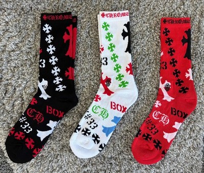 クロムハーツ　socks3枚セット Brand New Chrome Hearts Stencil Socks (Black, White, Red 3sets