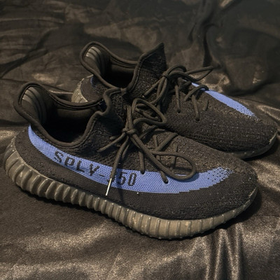 adidas Yeezy Boost 350 V2 Black/Blue Lace Up Low Top Sneakers GY7164 2021