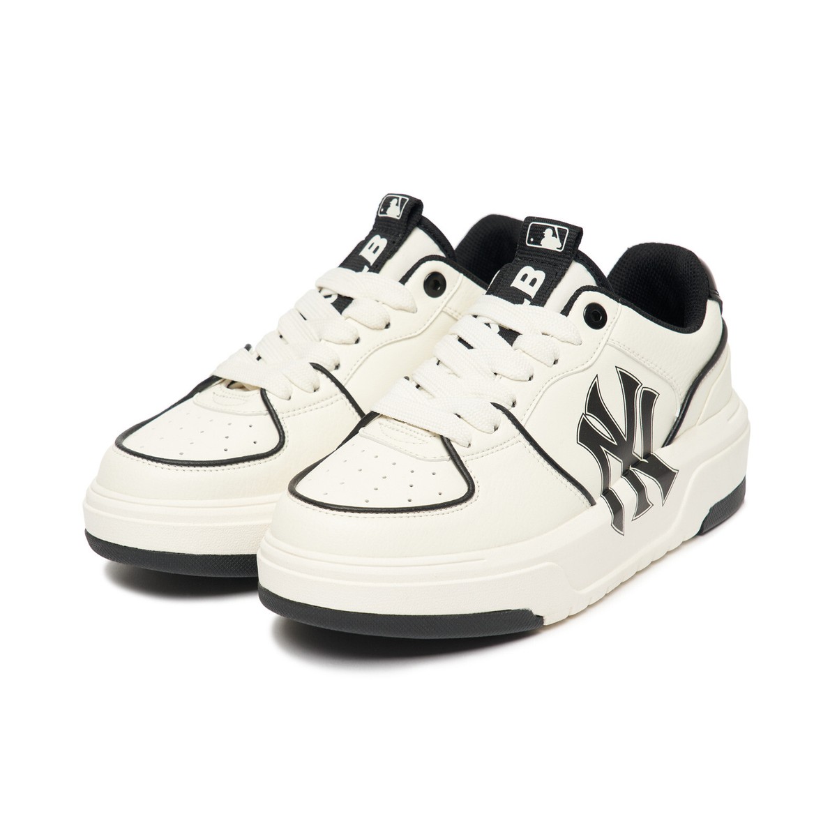 MLB Chunky Liner New York Yankees Shoes NY Baseball White