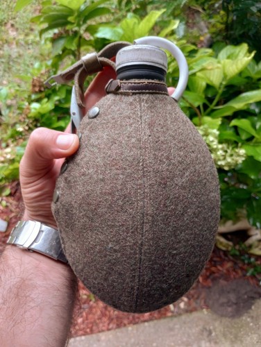 Vintage Swedish Canteen. Maker Marked NC66 Triple Crown. Vintage Canteen & Cover - Picture 7 of 7