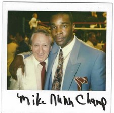 Michael Nunn Signed Candid 3 x 3 Photo / Boxing IN PERSON Autographed