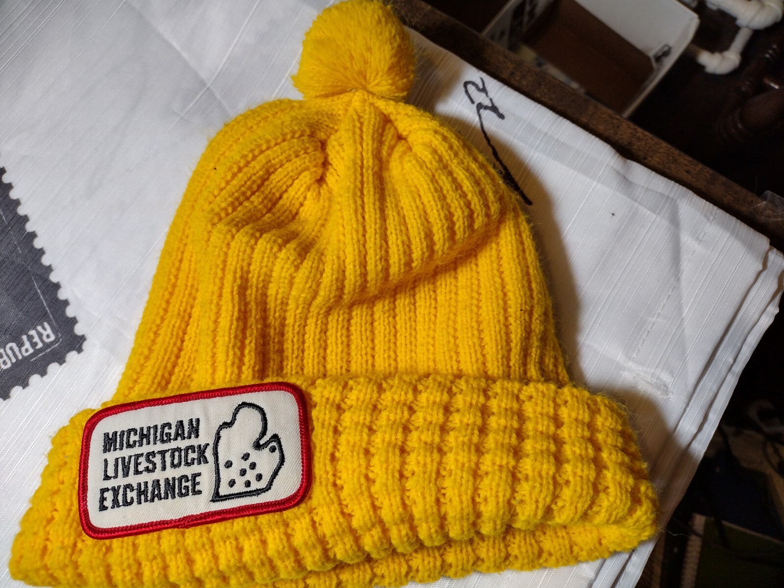 Chunky Knit Yellow Pompom Beanie Unisex One Size Stretchy Michigan-image