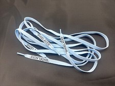 Lacci Piatti Off White Lacci Azzurro Con Stampa "LACCI" Nero 140 Cm