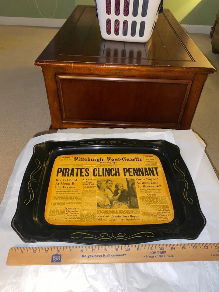Vintage 1960 Pittsburgh Pirates Clinch Pennant Post Gazette Metal Tray - Image 4 of 4