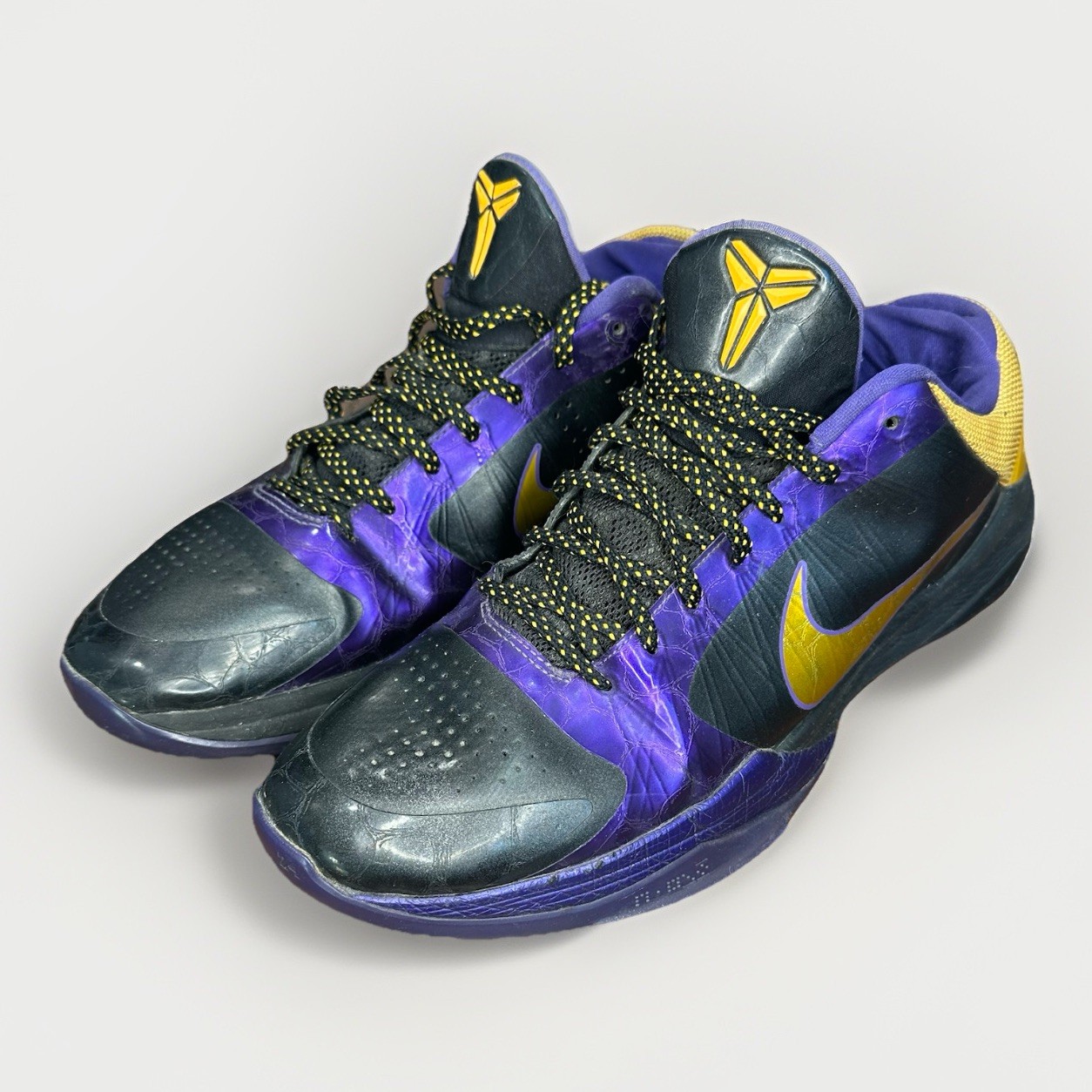 Nike Zoom Kobe 5 Lakers Men’s Shoes Size 13 RARE 386429-071 OG Sneakers Beaters