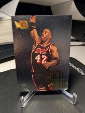 1995-96 Fleer Metal Basketball Kevin Willis Steel Tower Card #10