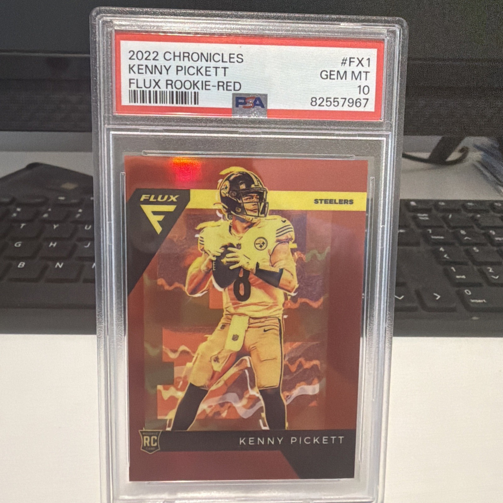 Kenny Pickett Panini Chronicles Flux Rookies #FX1 Red
