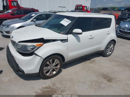 2015 KIA SOUL Transmission Shift  - Picture 3 of 24