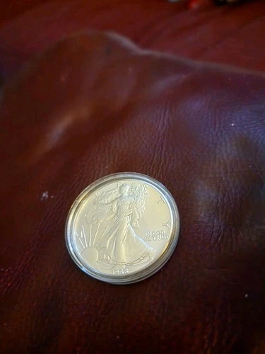 1988 Uncirculated American Silver Eagle US Mint Issue 1oz Pure Silver #N315