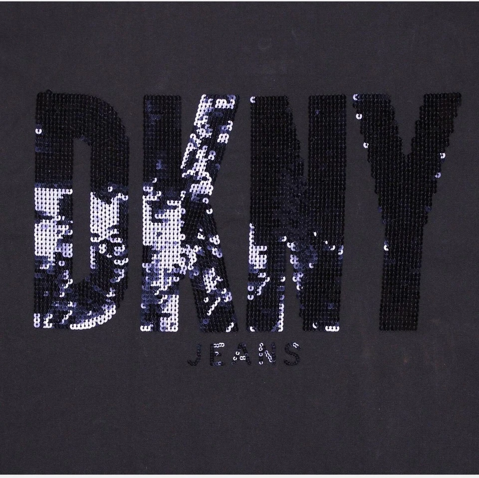 Chaqueta utilitaria de gran tamaño con logotipo de lentejuelas azul marino DKNY Reino Unido 12/14/16 grande £120 Foto 2 de 4