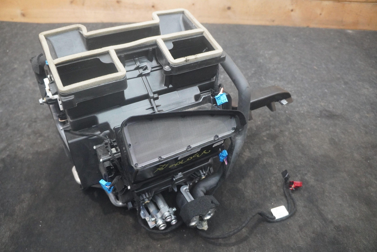 Heater Core Evaporator Air Duct Box 4F0820103 OEM Audi R8 2011