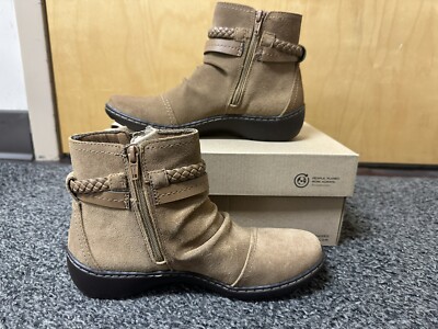 NIB Clark s Cora Suede Braid Ankle Bootie Women s 7.5 Dark Khaki Brown
