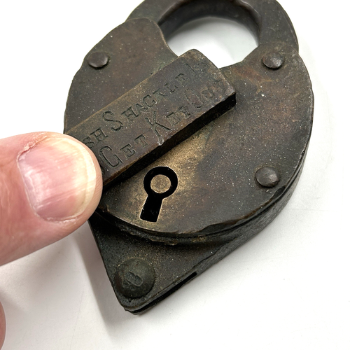 Vintage Antique Brass Heart Shape Railroad Pad Lock Shackle - Picture 15 of 15