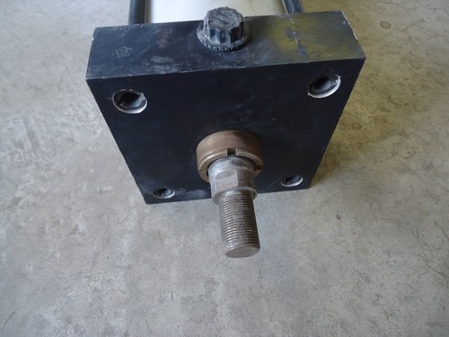 SCHRADER BELLOWS ECONO-RAM II FW2G129921CPFS 26 IN STROKE AIR CYLINDER 250 PSI - Picture 8 of 8