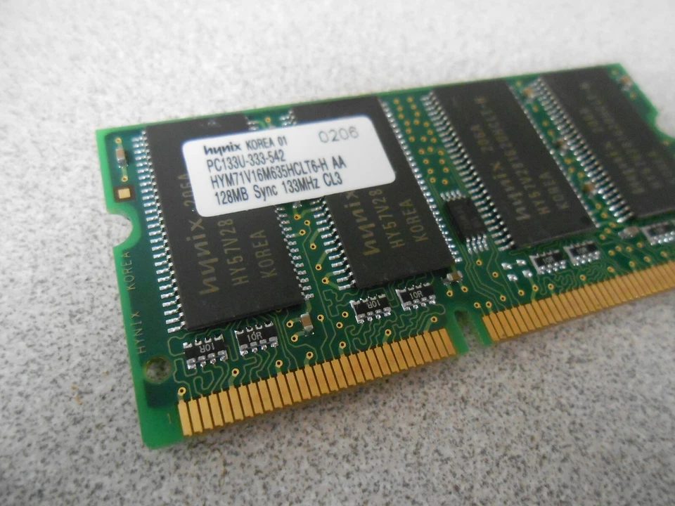 NOS Hynix 128MB Sync PC133U-333-542 HYM71V16M635HCLT6-H AA 133 MHz - Image 2 of 2
