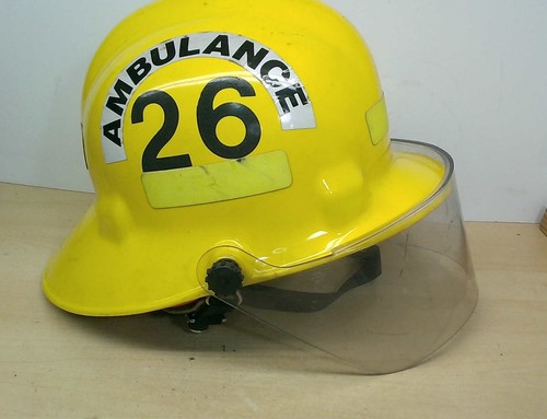 VTG 1996 First Due Firefighter Helmet Model 1500 Fire Rescue Ambulance FS Yellow - Picture 6 of 9