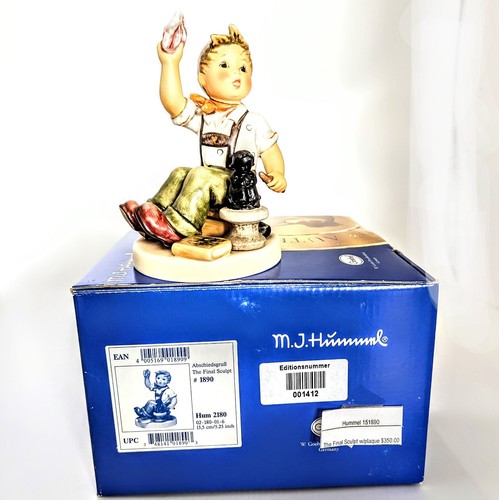 Figurina "The Final Sculpt" Goebel Hummel #2180 TMK8 Skrobek 2002 scatola 5,5" - Foto 4 di 9